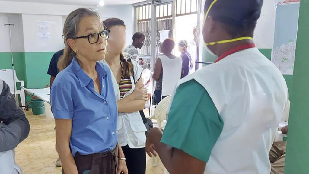 Les Haïtiens s'unissent pour faire face à la crise du choléra : le blog de la Coordinatrice résidente de l’ONU